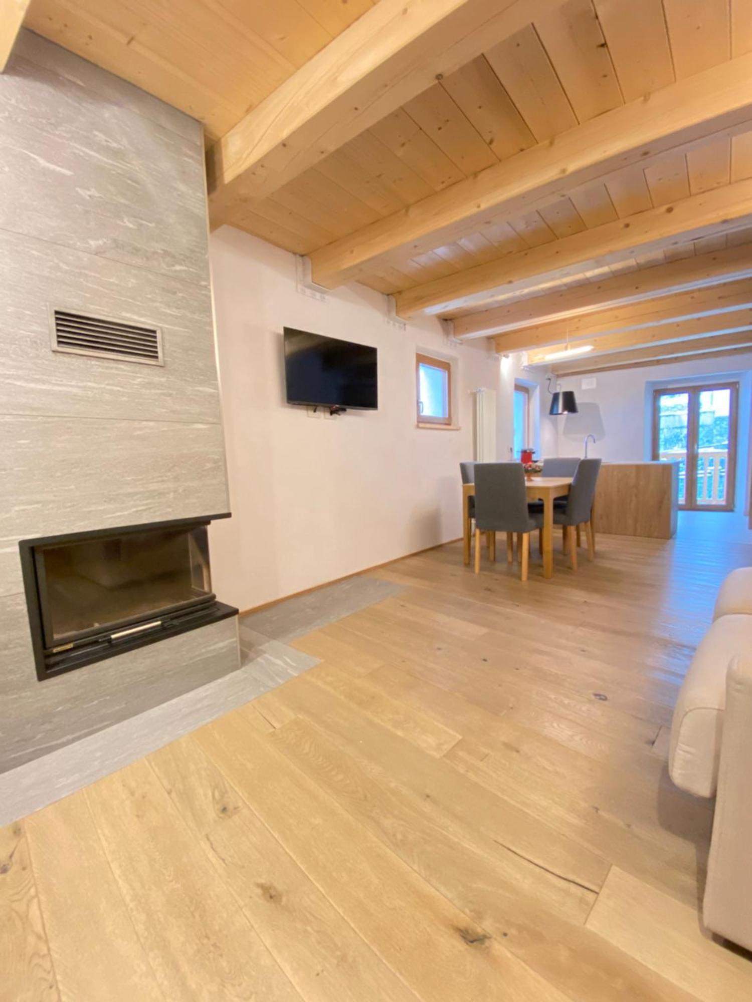 Boutique Alpine One-bedroom By Supastays - Via Lyssandrin 8 *