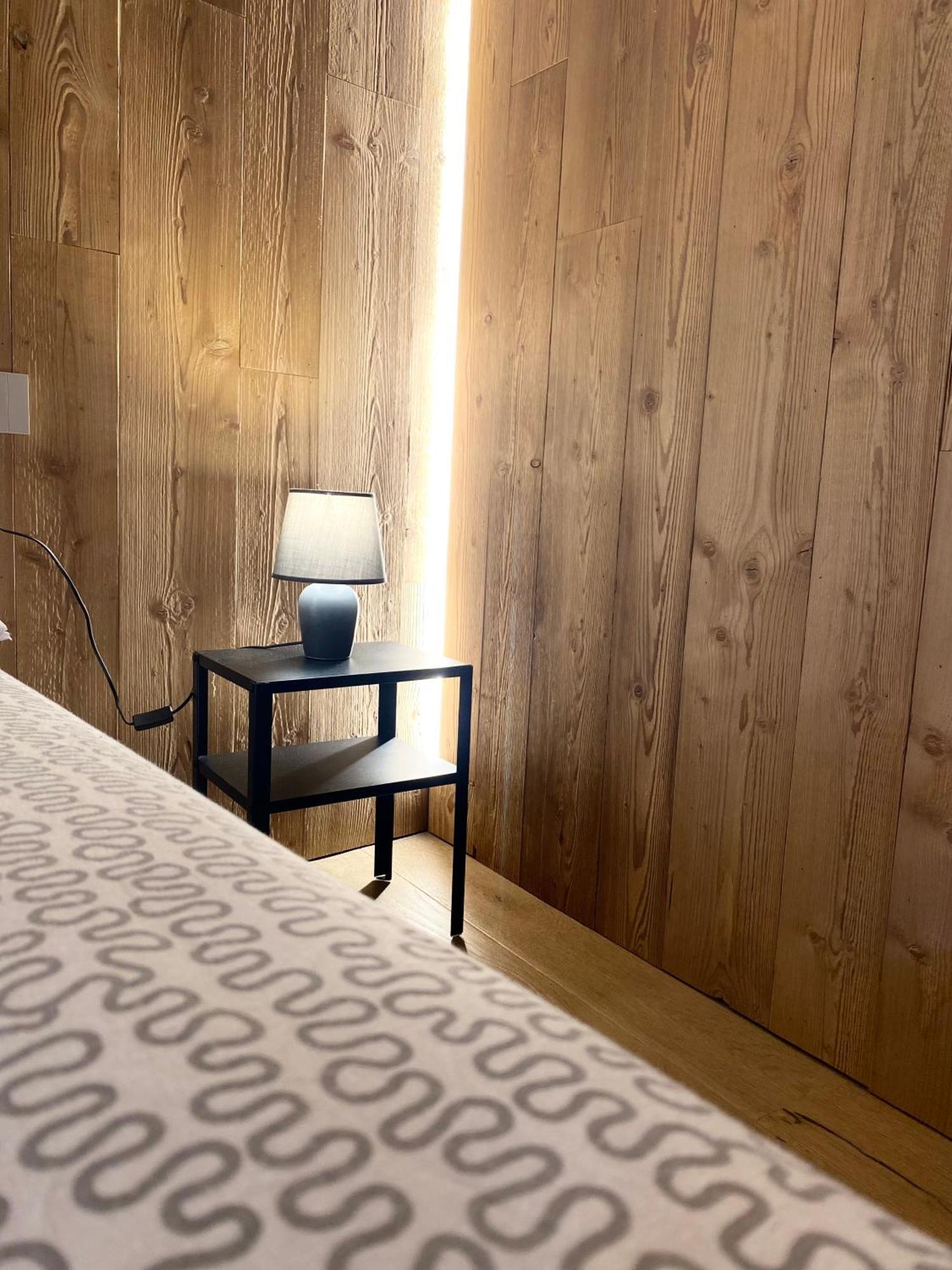 Apartment Boutique Alpine One-bedroom By Supastays - Via Lyssandrin 8 Courmayeur
